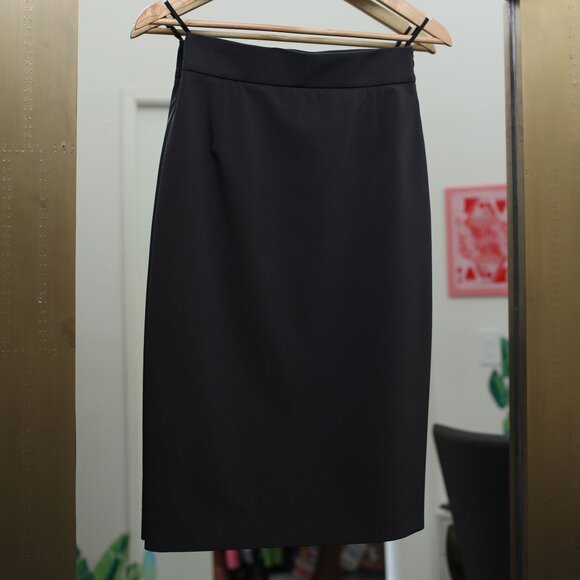 Prada Midi Pencil Skirt in Grey, Timeless Classic - Size S - Picture 6 of 10